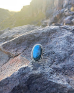 Load image into Gallery viewer, Large Blue Flash Labradorite
